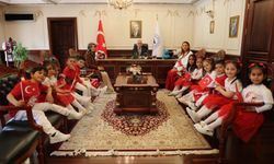 Yozgat'ta Minikler Bayram Coşkunu Başkanla Yaşadılar