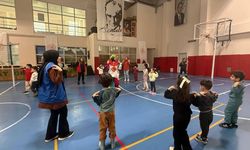 Yozgat’ta Minikler Deneylerle Dolu Eğlenceli Bir Gün Geçirdi