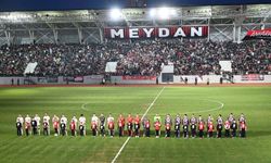 Yozgat'ta Taraftarlardan Çağrı: Siyaseti Bırakın Bozokspor'a Destek Verin