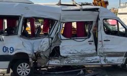 SON DAKİKA Servis aracı ile tır çarpıştı: 1 işçi hayatını kaybetti