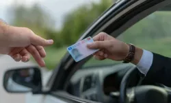 Ehliyet sahiplerinin gözünden kaçan gizli tehlike! Kontrol etmeyene ceza yolda