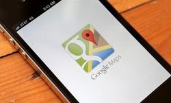 Google Haritalar CarPlay sürümüne yapay zeka desteği geliyor