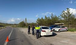 Yozgat'ta Alkol Alıp Trafiğe Çıkan Sürücüyü Jandarma Affetmedi