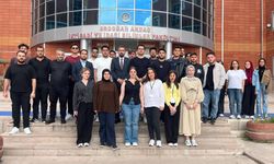 AK Partili Başkan, Gençlerin Hedefini Dinledi