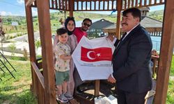Saraykent Belediye Başkanı Ahmet Köroğlu'ndan Öğrencilere Anlamlı Hediye