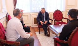 Yozgat Valisi Özkan Vatandaşları Makamında Dinliyor