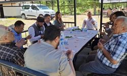 Yozgat'ta Şehit Babasından Oğluna Örnek Vefa: Öğrencilere Yemek İkram Etti