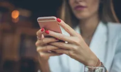 Akıllı telefonlardaki gizli ayar ortaya çıktı! Şarj süresini ikiye katlıyor