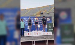 Dilan Yılmaz İzmir’de Zirveye Koştu: 800 Metrede Türkiye Şampiyonu
