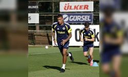 Fenerbahçe’de Gornik Zabrze mesaisi sürüyor: Mason Greenwood ilk kez takımla sahaya indi