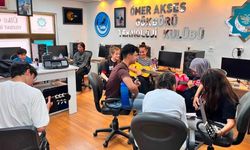 Ülkü Ocakları Yozgat'ta Yaz Dönemi Gitar Kursu Devam Ediyor