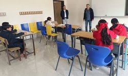 Yozgat'ta Yabancı Uyruklu Öğrencilere Gönüllü Türkçe Desteği