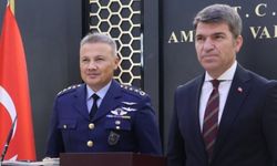 İlk astronot Alper Gezeravcı göreve başladı: Üniformayla ilk kez görüntülendi