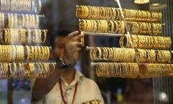 Altında 250 dolarlık sert dalgalanma: Uzmanların yeni hafta tahminleri netleşti