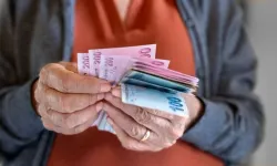 Ev hanımlarına emeklilik mi geliyor? 40 maddelik teklif TBMM'ye sunuldu