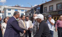 Esnafın Kapısını Çaldılar: Anahtar Parti'den Saha Mesaisi