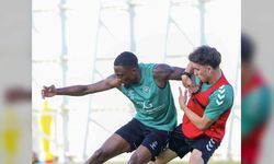 Konyaspor yeni sezon hazırlıklarında altyapı coşkusu: Gençlerle prova maçı
