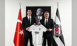 Beşiktaş Vlahovic transferini KAP'a bildirdi: Yıllık 7,5 milyon Euro garanti ücret