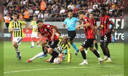 Gençlerbirliği-Fenerbahçe maçında ilk yarı 1-1: Talisca ve Tongya fileleri havalandırdı