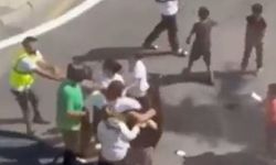 Sokak Ortasında Ortalık Karıştı! “Kocanı Aldım Elinden, Çatla” Dedi