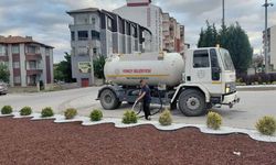 Yerköy Belediyesi’nden Yaz Sıcaklarına Karşı Yeşil Alan Mesaisi!