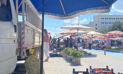 Yozgat Salı Pazarında Rüzgar Satıcıları Zorladı