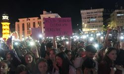 Yozgat Şenliklerin Zirveyi Kolpa Aldı: Cumhuriyet Meydanı Yıkıldı!