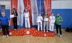 Yozgatlı Karateci Elif Düzcan’dan Türkiye 3.’lüğü!