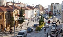 Yozgat'ta Bugün Hava Nasıl Olacak? Öğle Sıcağının Ardından Akşam Rüzgarlı Serinlik Geliyor