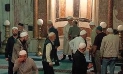Yozgat’ta Manevi Sabah! Çapanoğlu Camii’nde Dualar Gökyüzüne Yükseldi