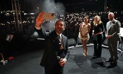 Yozgat’ta Unutulmayacak Festival! Ünlü İsimler Geceye Damga Vurdu