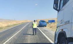 Yozgat'ta Yakıtı Biten, Tekeri Patlayan Jandarmayı Aradı!
