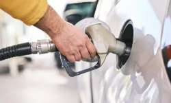 Motorine salı günü rekor zam geliyor: Akaryakıtta litre fiyatı 100 liraya dayanacak