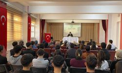 Saraykent’te Kariyer Günleri: Kaymakam Akın Aydın Öğrencilerle Buluştu