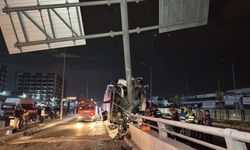 Yolcu Otobüsünde Feci Kaza: Çok Sayıda Yaralı Var!