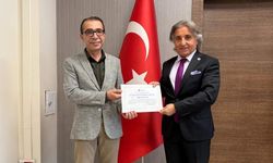 Yozgat’ın Gelir Vergisi Rekortmeni Cihat Katlan’a Teşekkür Belgesi