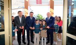 Akdağmadeni’nde Kültür Rüzgarı: 4. Kitap Günleri 10 Bin Eserle Kapılarını Açtı!