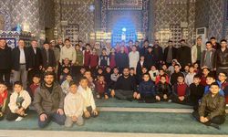 Akdağmadeni’nde Öğrenciler Sabah Namazında Buluştu