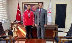 Çayıralan’ın Şampiyon Sporcusu Aybüke Kaplan’a Anlamlı Tebrik!