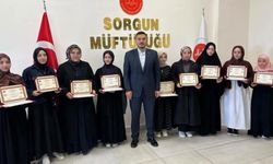 Sorgun’da Manevi Gurur: 9 Yeni Hafız Kur’an-ı Kerim Belgelerini Aldı!