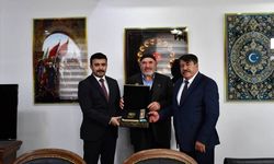 Yozgat'ın Asil Dedesi Mehmetçik İçin Dükkanını Bağışladı