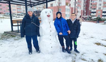 Kar Yozgat’a Bereket Getirdi: Çocuklar Parklara Koştu