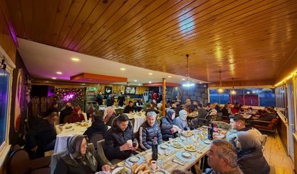 Şefaatli'de Sofralar Kuruldu, Büyük Aile Toplandı