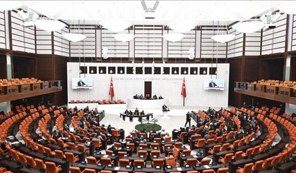 Babalık izni kaç güne çıktı? TBMM onayladı: Doğum izni ve sosyal medya yasasında tüm detaylar!