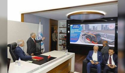 Bakan Uraloğlu Yerköy-Kayseri Hızlı Tren şantiyesinde konuştu: "Uyumlu çalışmanın en güzel örneği"