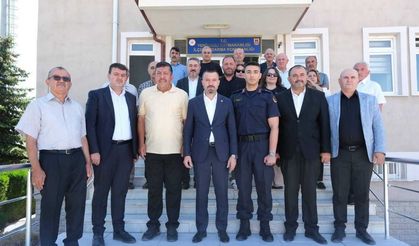 Milletvekili Şahan ve AK Parti Heyetinden Yenifakılı Jandarma Komutanlığı’na Ziyaret