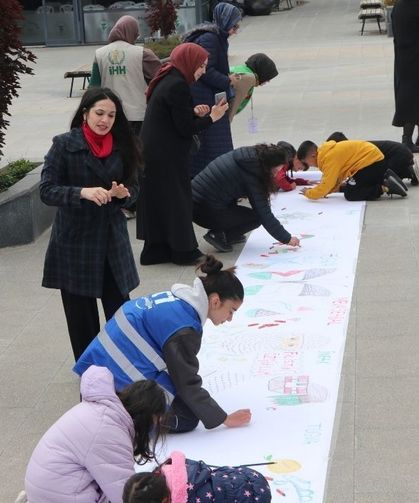 Yozgat’ta Yürekler Filistin İçin Attı: "Filistinli Çocuklar İçin Çiz" Etkinliği Düzenlendi