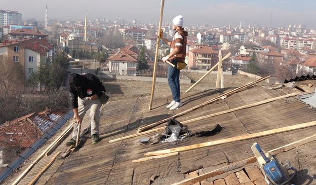 Çatı ustası  bulunamıyor