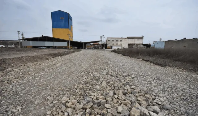 Balıkesir Büyükşehir'nin üst yapı çalışması sürüyor