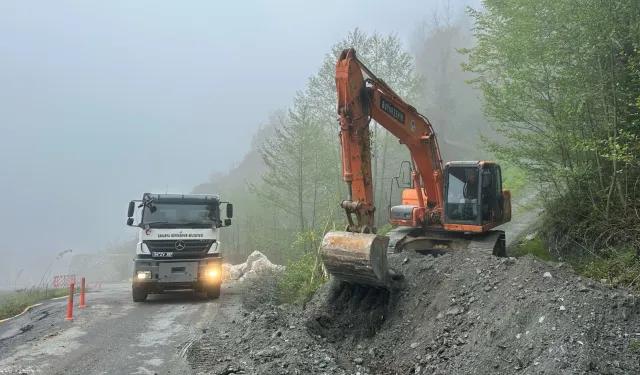 Sakarya'dan heyelan bölgesine anında müdahale